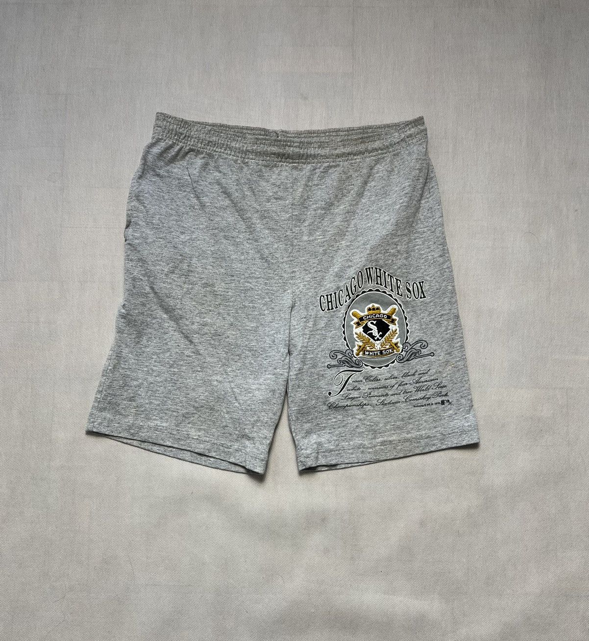 MLB × Majestic × Nutmeg Shorts Chicago White Shox 1991 vintage MLB majestic nutmeg Size US 34 / EU 50 - 2 Thumbnail