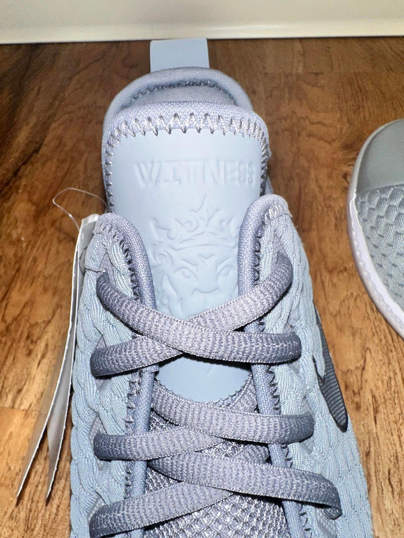 Nike Lebron Witness 3 Cool Grey Sample Size US 9 / EU 42 - 10 Thumbnail
