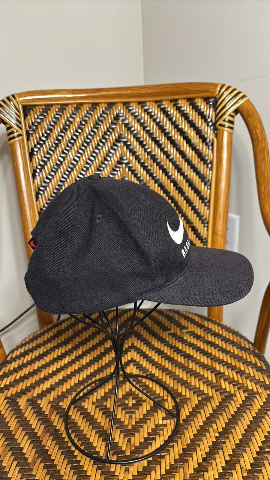 Nike Vintage Nike Basketball Snapback Hat Size ONE SIZE - 4 Thumbnail