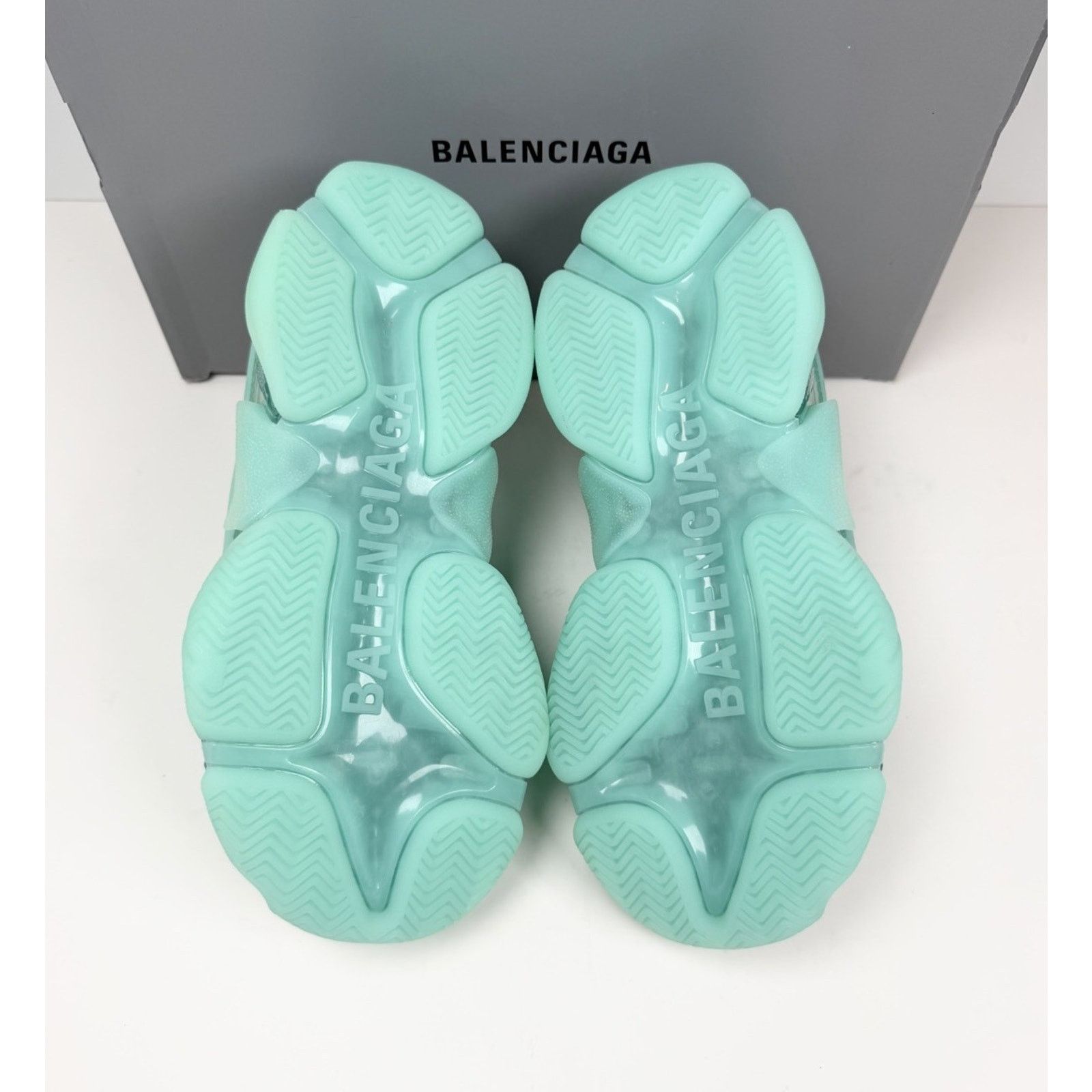 Balenciaga Size 35EU/5W - Balenciaga Triple S Turquoise NEW Size US 5 / IT 35 - 8 Thumbnail