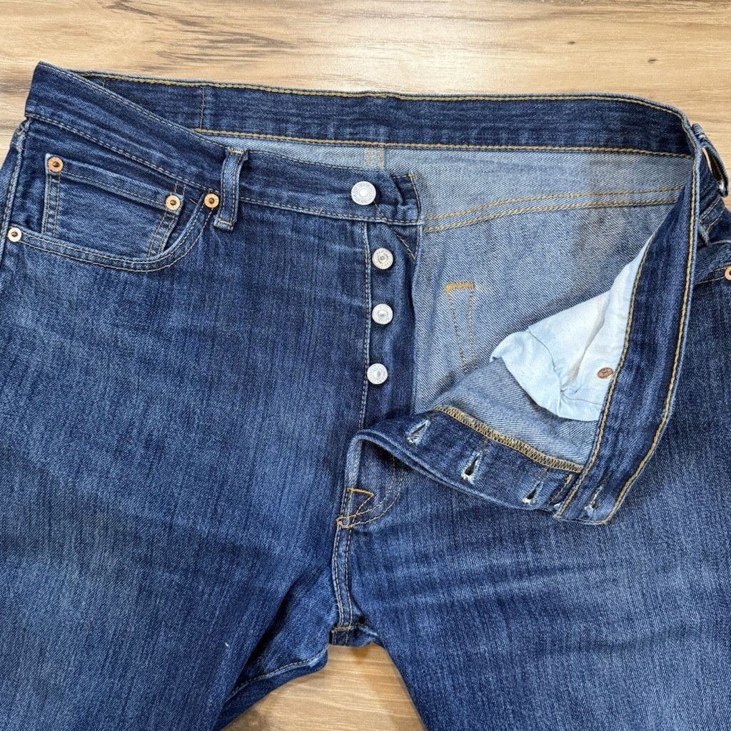 Levi's Levi’s 501 Men’s Jeans W36 L29 Button Fly Blue Straight Size US 36 / EU 52 - 2 Thumbnail