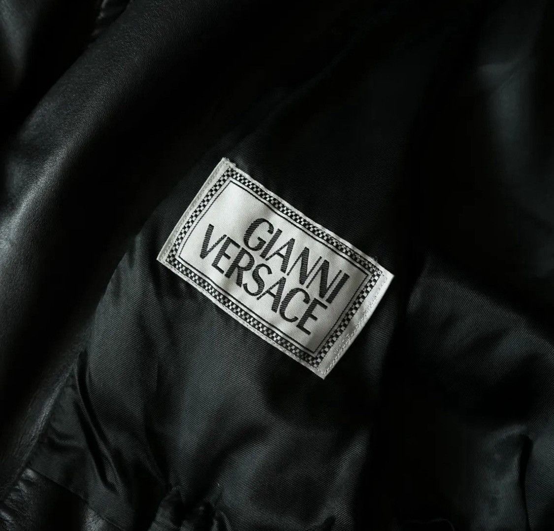 Versace S/S 1994 Gianni Versace RUNWAY Perforated Leather Jacket Size M / US 6-8 / IT 42-44 - 16 Thumbnail