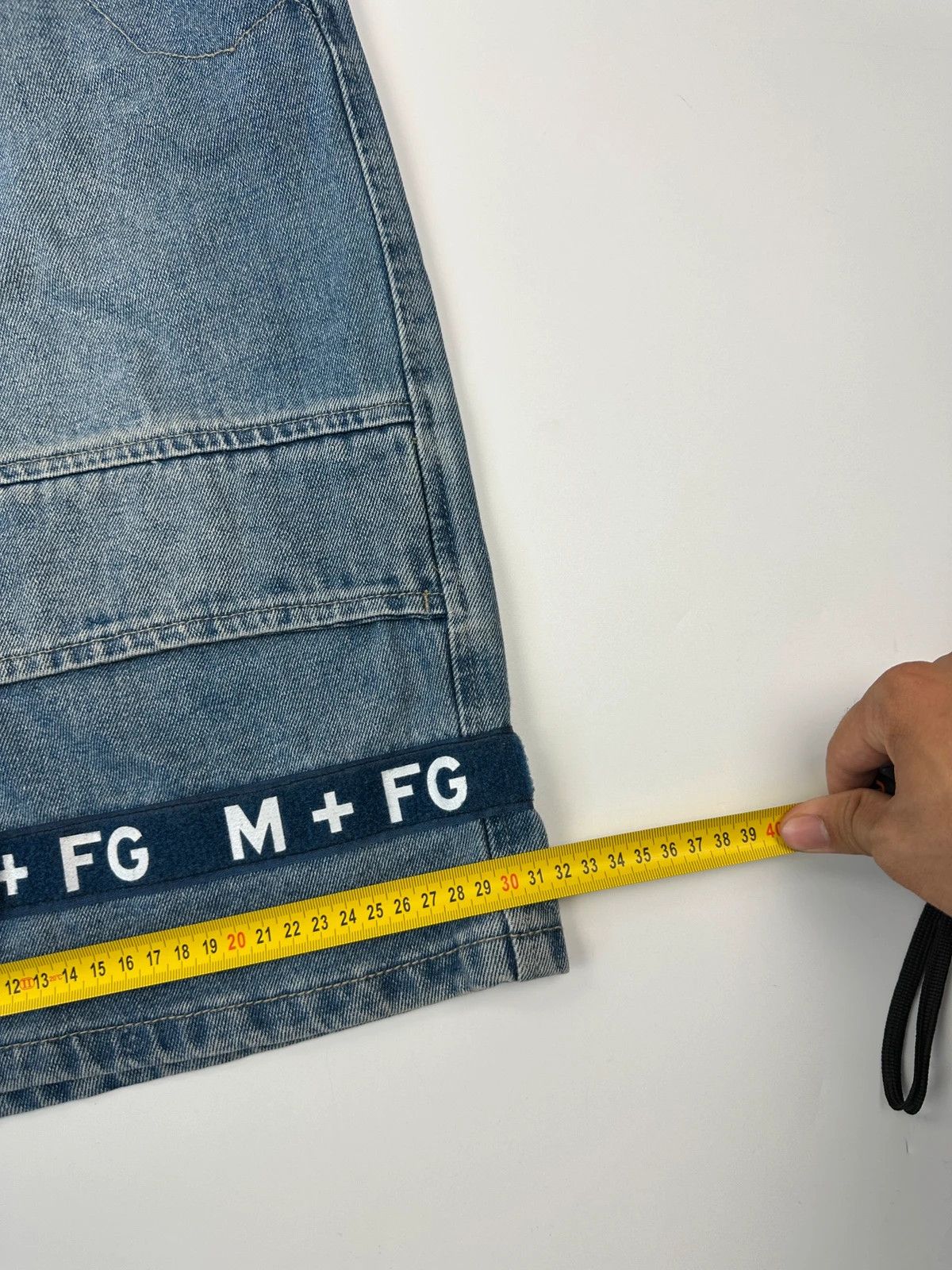 Marithe + Francois Girbaud Marithé + François Girbaud 00’s Baggy Denim Short Sratch Size US 36 / EU 52 - 11 Thumbnail