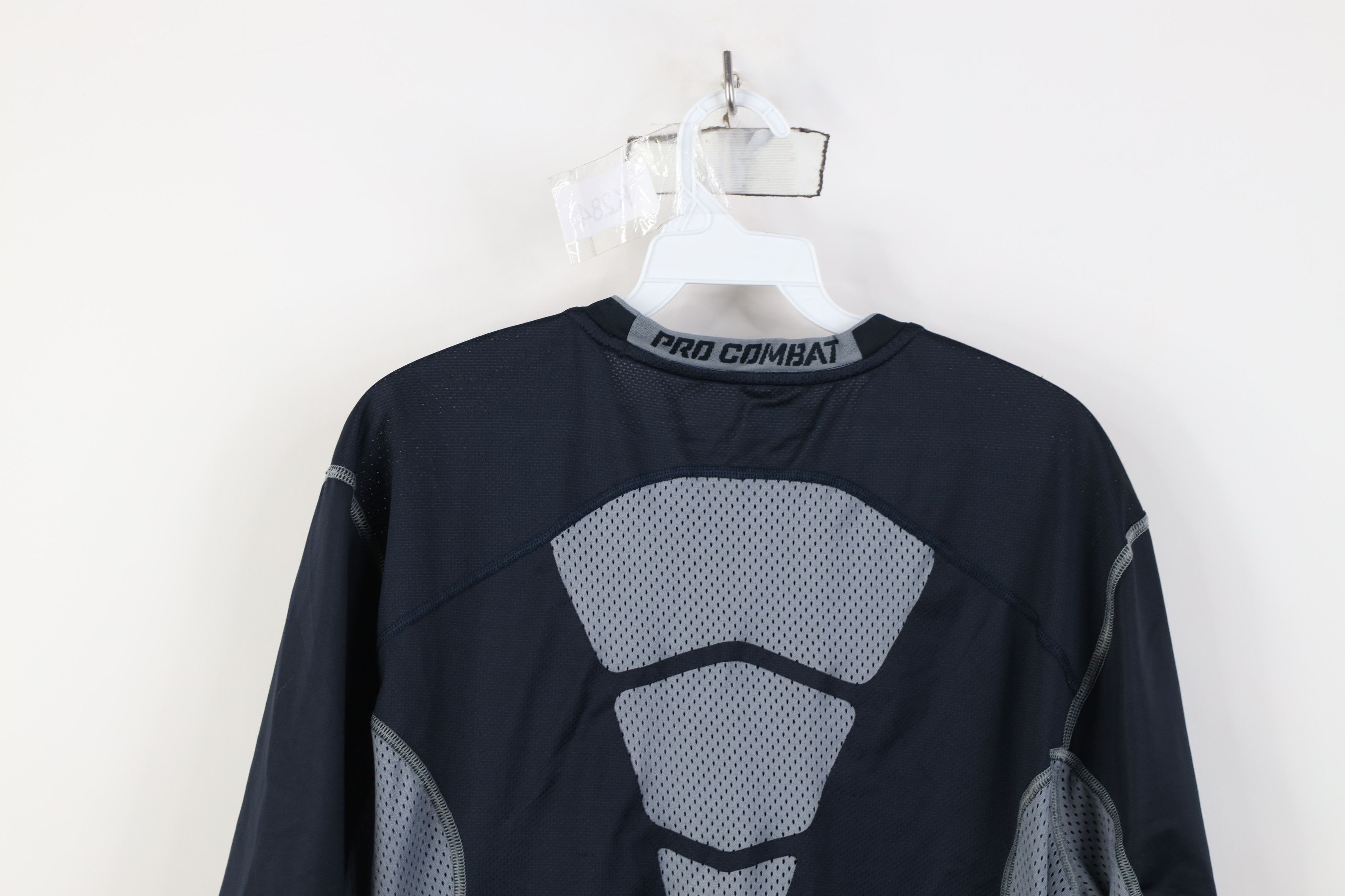 Nike Nike Pro Combat Fitted Vented Training T-Shirt Navy Blue Size US L / EU 52-54 / 3 - 13 Thumbnail