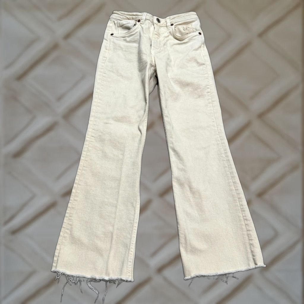 Everlane Zara Jeans Womens 2 Beige High Rise Straight Leg Cropped Ankle Denim Raw Hem Size 27" / US 4 / IT 40 - 1 Thumbnail