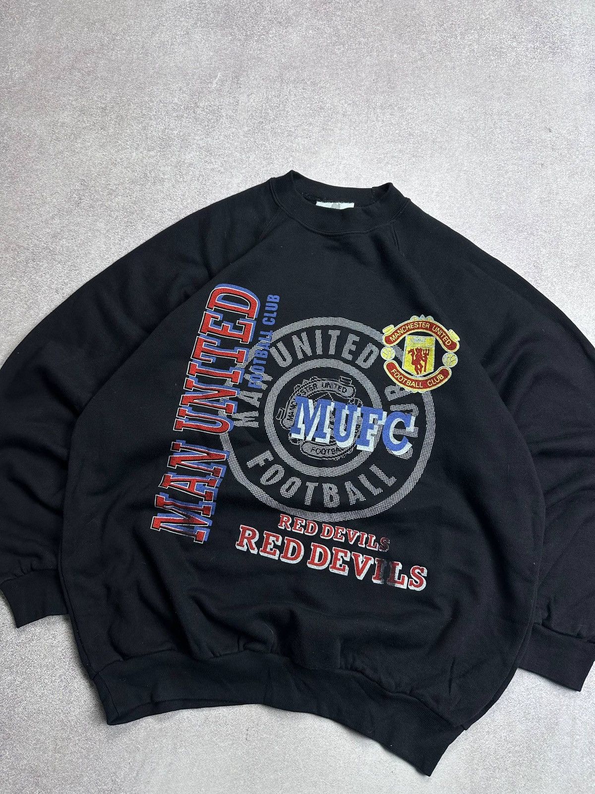 Vintage Vintage 90s Manchester United Red Devils Boxy Sweatshirt M Size US M / EU 48-50 / 2 - 2 Thumbnail