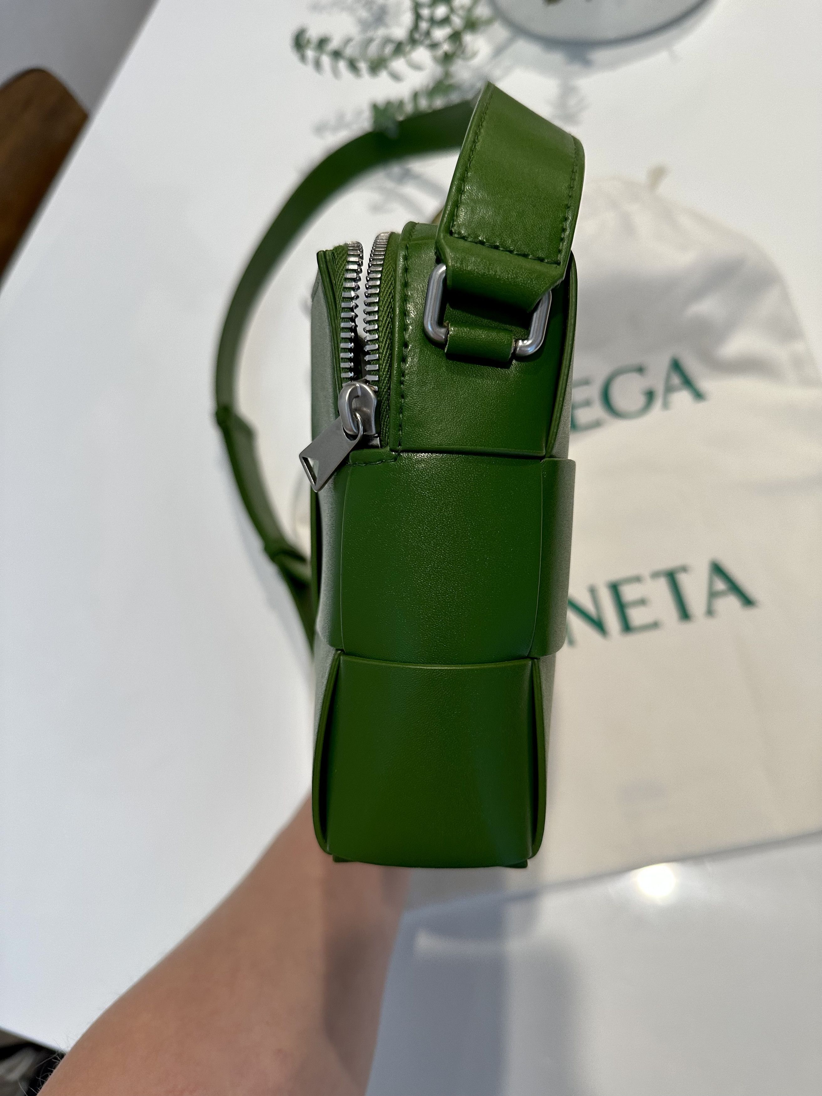 Bottega Veneta Bottega Veneta Camera Cassette Bag Size ONE SIZE - 6 Thumbnail