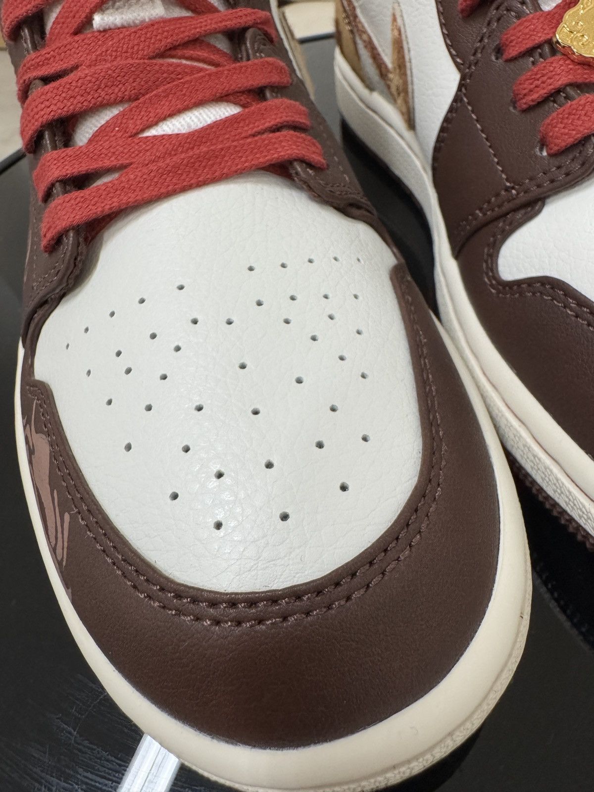 Nike Air Jordan 1 Low SE Size US 8 / EU 41 - 12 Thumbnail