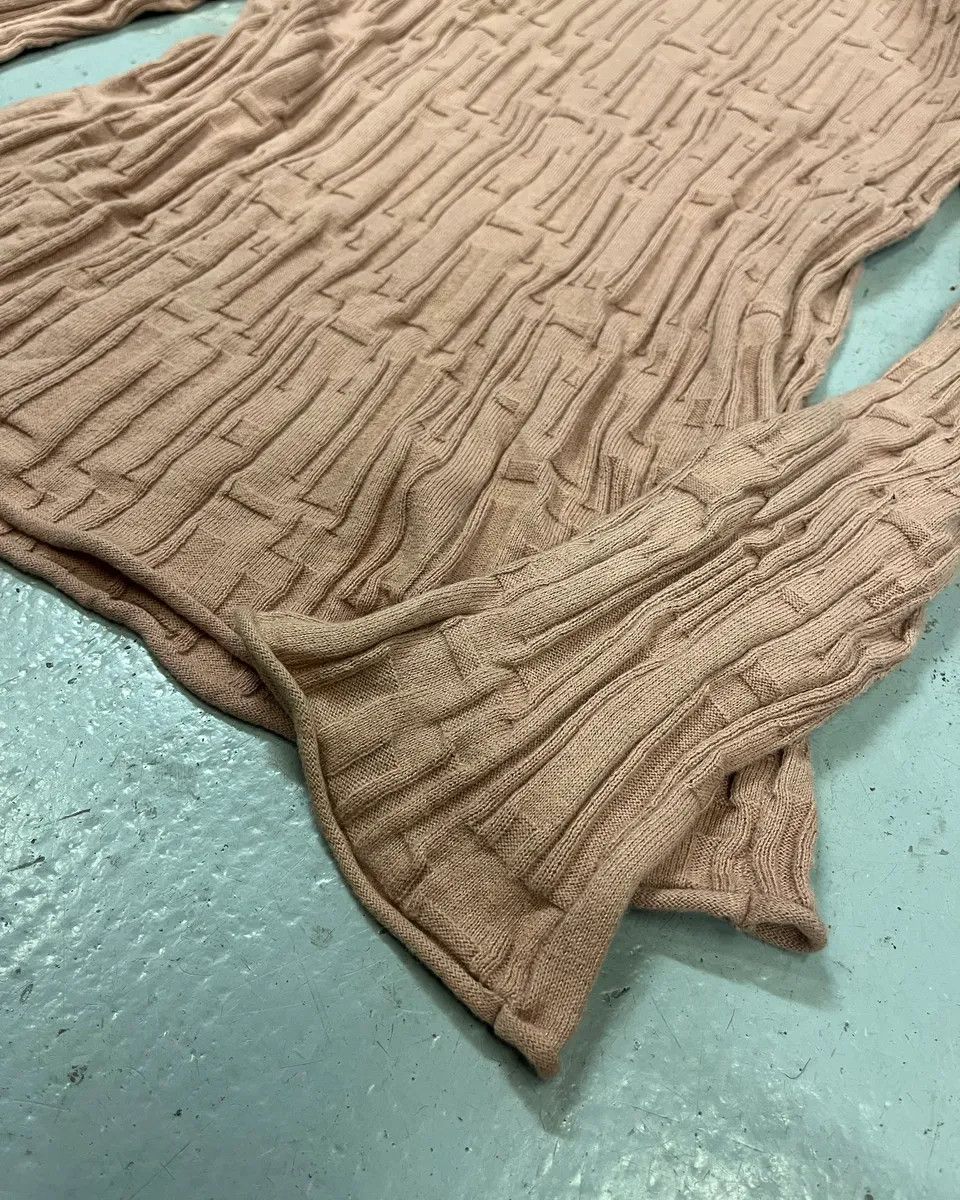 Emporio Armani AW2021 Emporio Armani Pink Textured Sweater Size US S / EU 44-46 / 1 - 6 Thumbnail