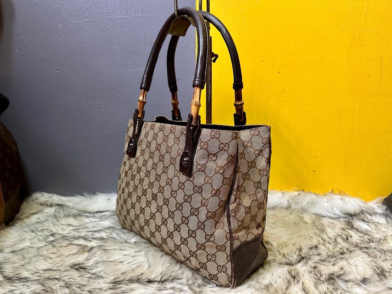 Gucci Authentic Gucci Monogram GG Bamboo Tote Bag Size ONE SIZE - 3 Thumbnail