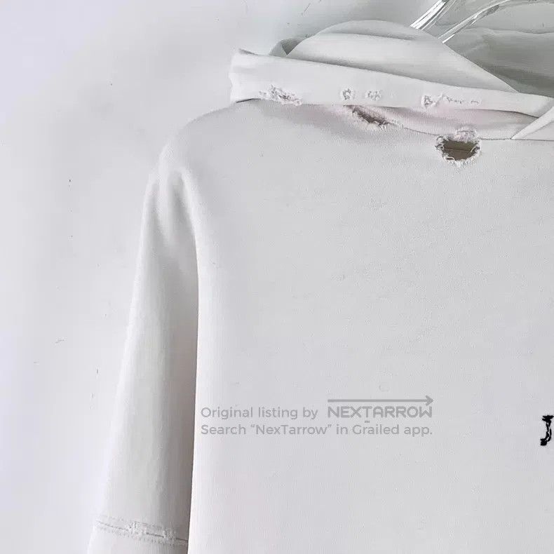 Balenciaga Balenciaga White Ripped Design Cotton Hooded Long Sleeve S Size US XS / EU 42 / 0 - 3 Thumbnail