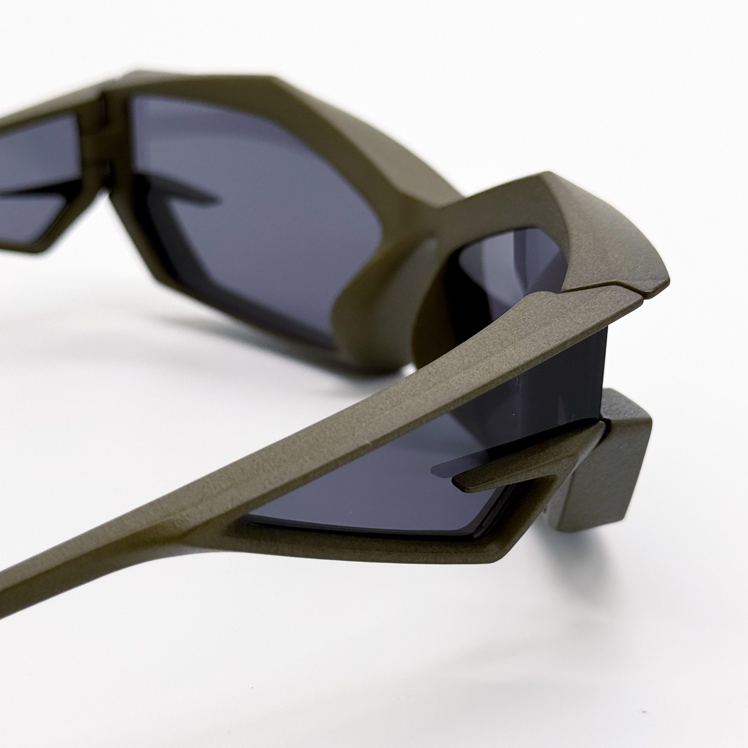 Givenchy NEW GIVENCHY GV40049I 97A UNISEX SUNGLASSES GIVENCHY Size ONE SIZE - 8 Thumbnail