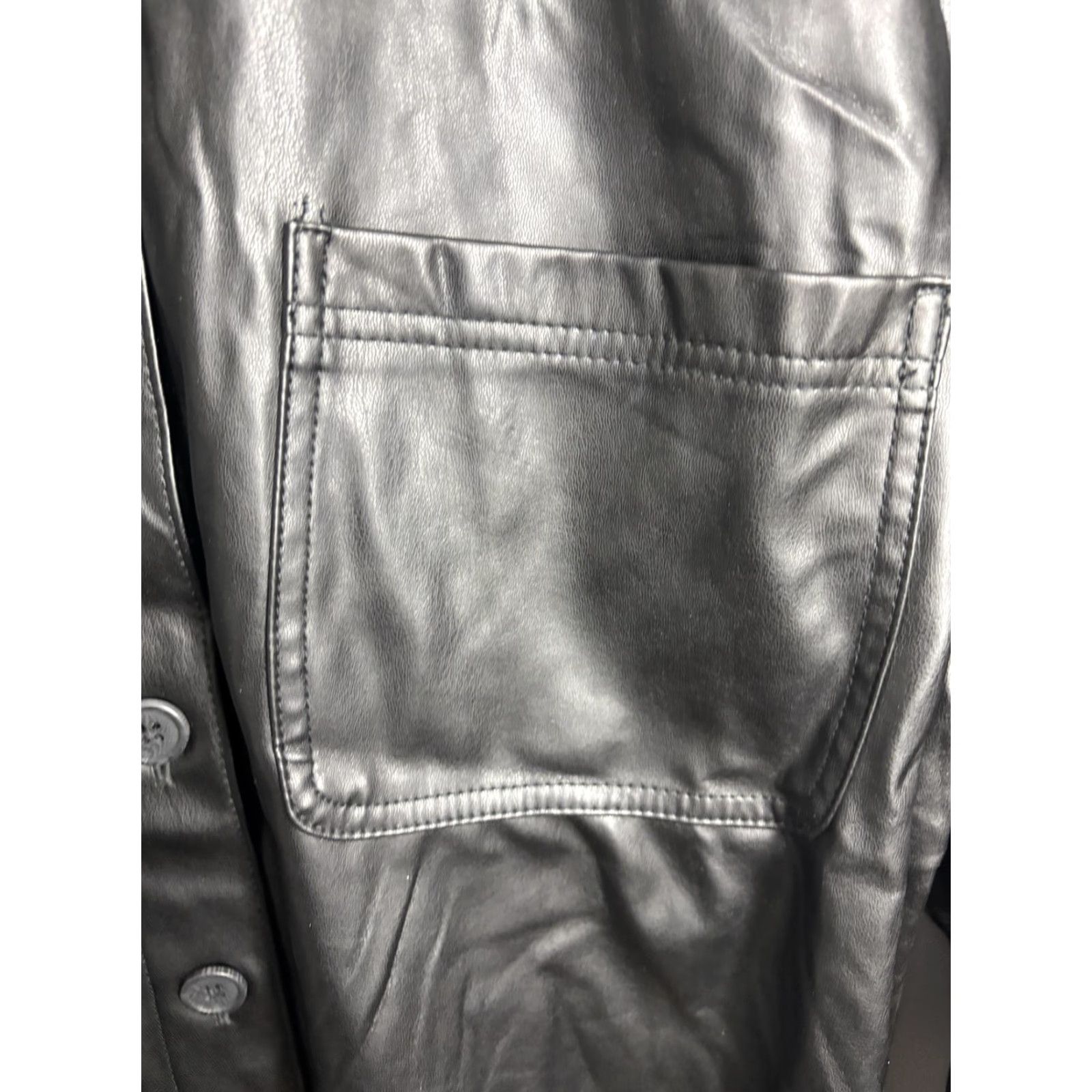American Eagle Outfitters American Eagle Outfitters Shirt Jacket Womens Large Black Faux Leather Button Shacket Size L / US 10 / IT 46 - 4 Thumbnail