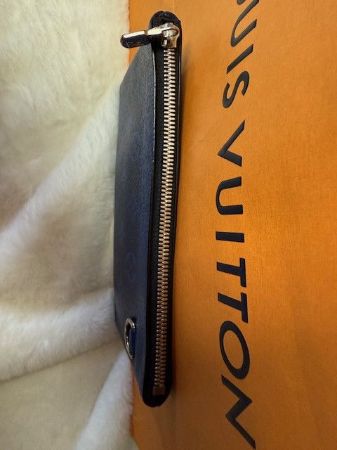 Louis Vuitton Louis Vuitton Pochette Discovery PM Cobalt800 Blue Taiga Size ONE SIZE - 5 Thumbnail