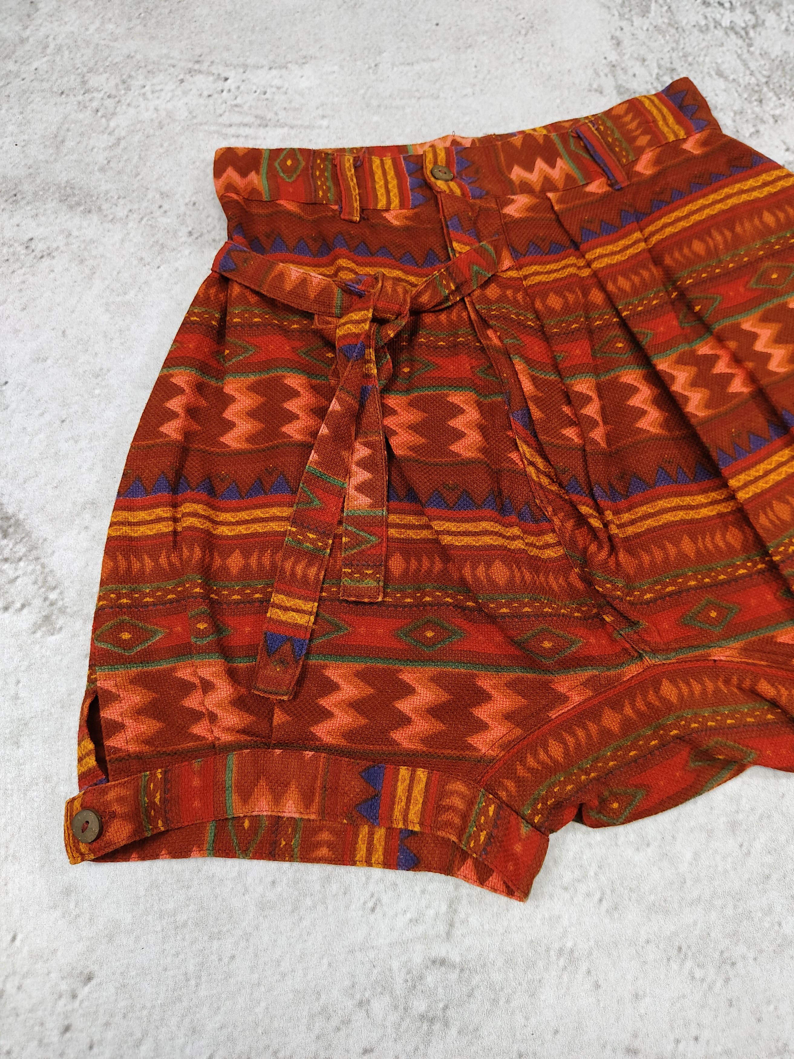 Japanese Brand Yul- Bohemian Retro Hippie Tribal Aztec High Waist Shorts Size 29" - 4 Thumbnail