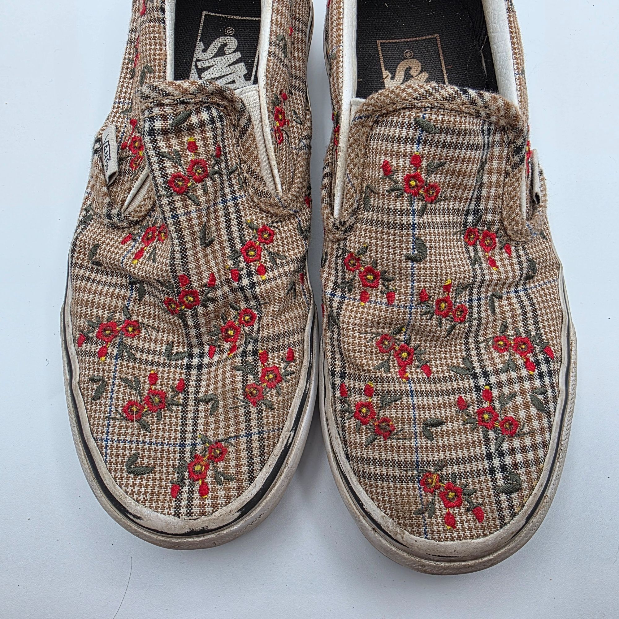 Vans Vans Classic Glen Plaid Floral Women Size 5 Slip On Shoes Ca Size US 5 / IT 35 - 10 Thumbnail
