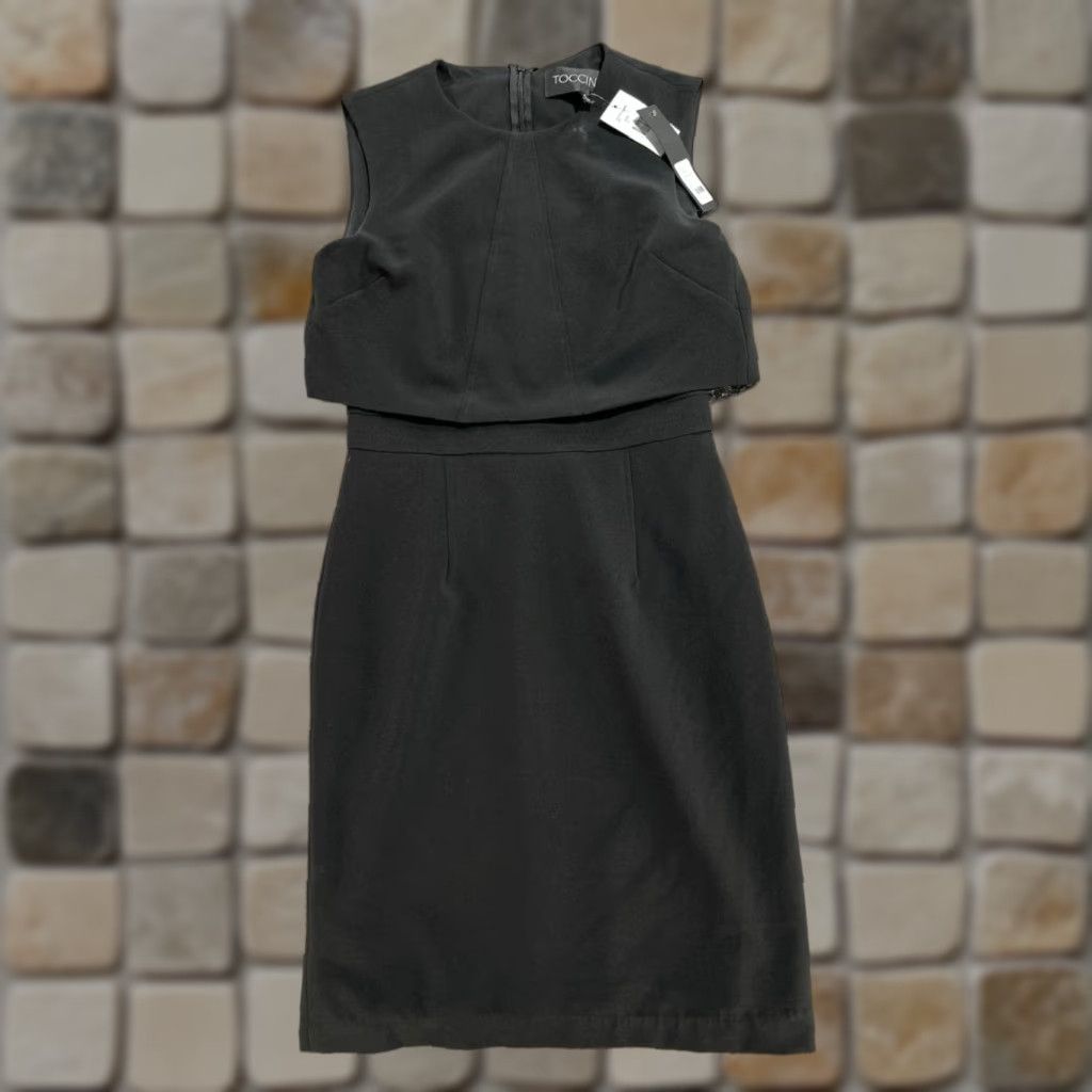 Toccin Dress Womens 6 Black Crepe Overlay Sheath Sleeveless Back Zip New Stretch
