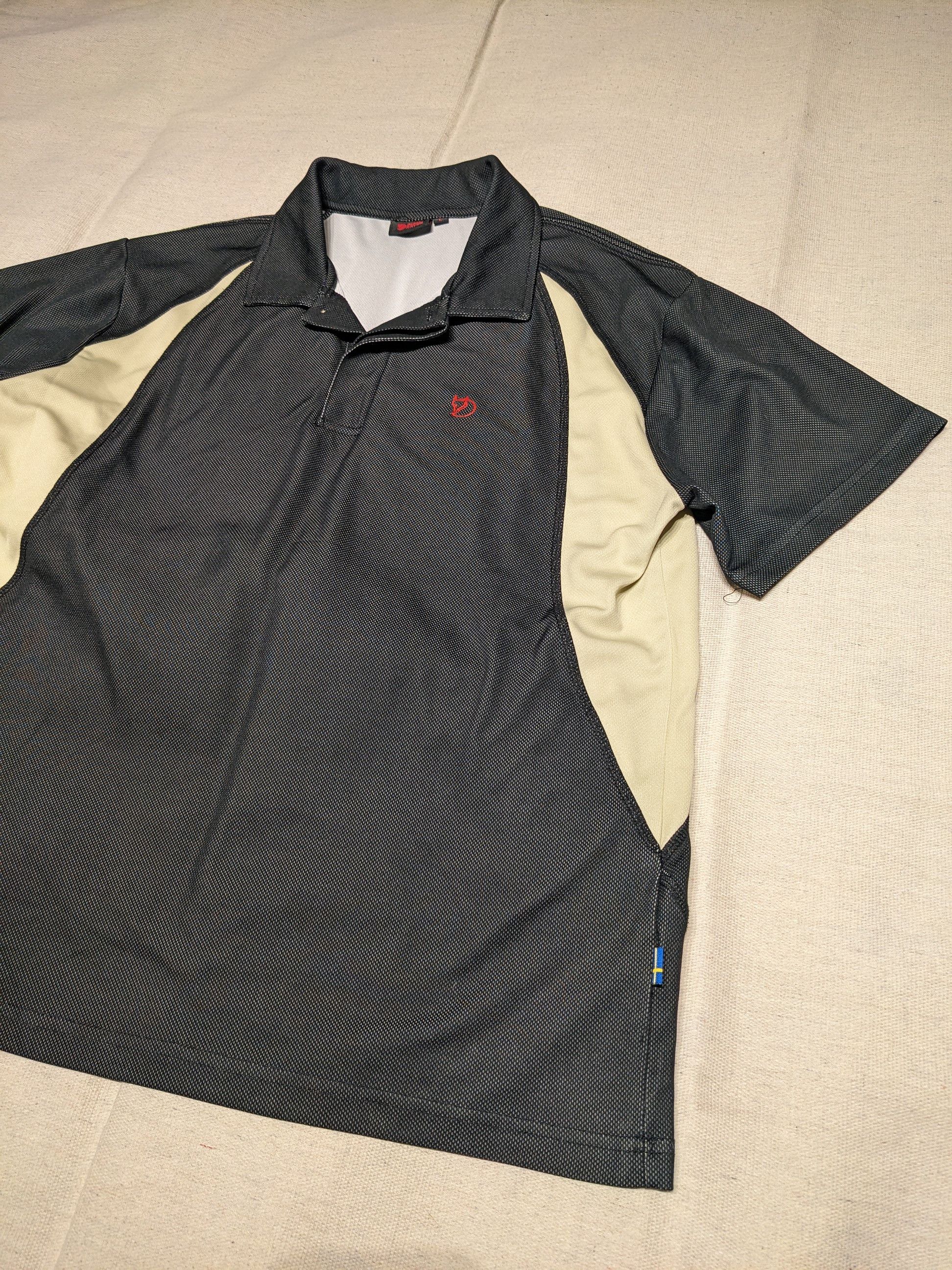 Fjallraven Vintage Fjallraven Mesh Panelled Polo mens L Size US L / EU 52-54 / 3 - 2 Thumbnail
