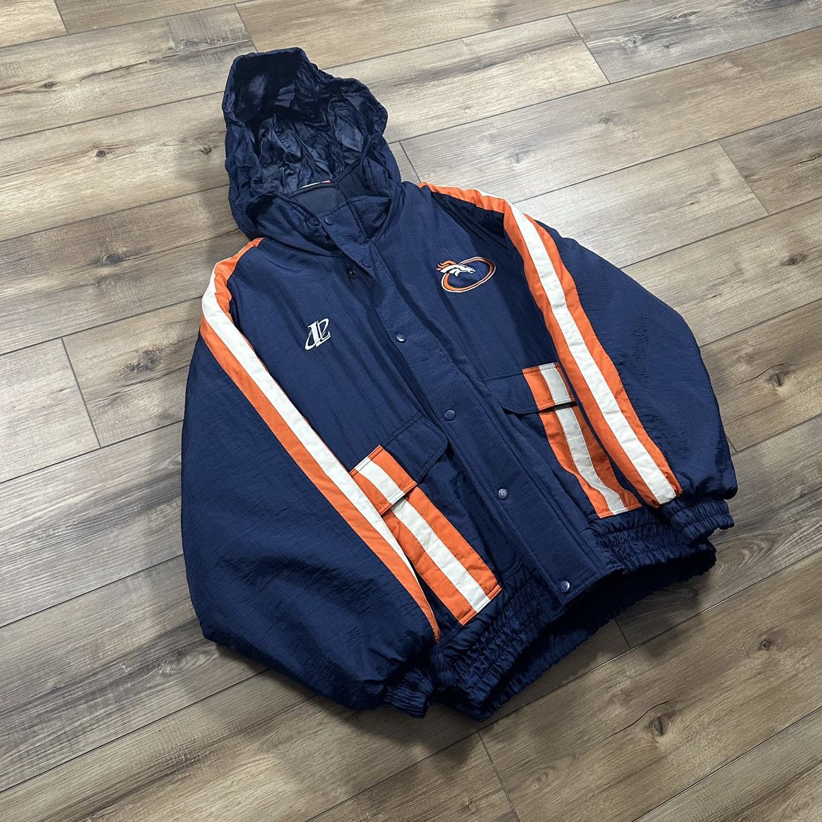 Logo Athletic Vintage 90s Logo Athletic NFL Denver Broncos Puffer Jacket Size US XL / EU 56 / 4 - 2 Thumbnail