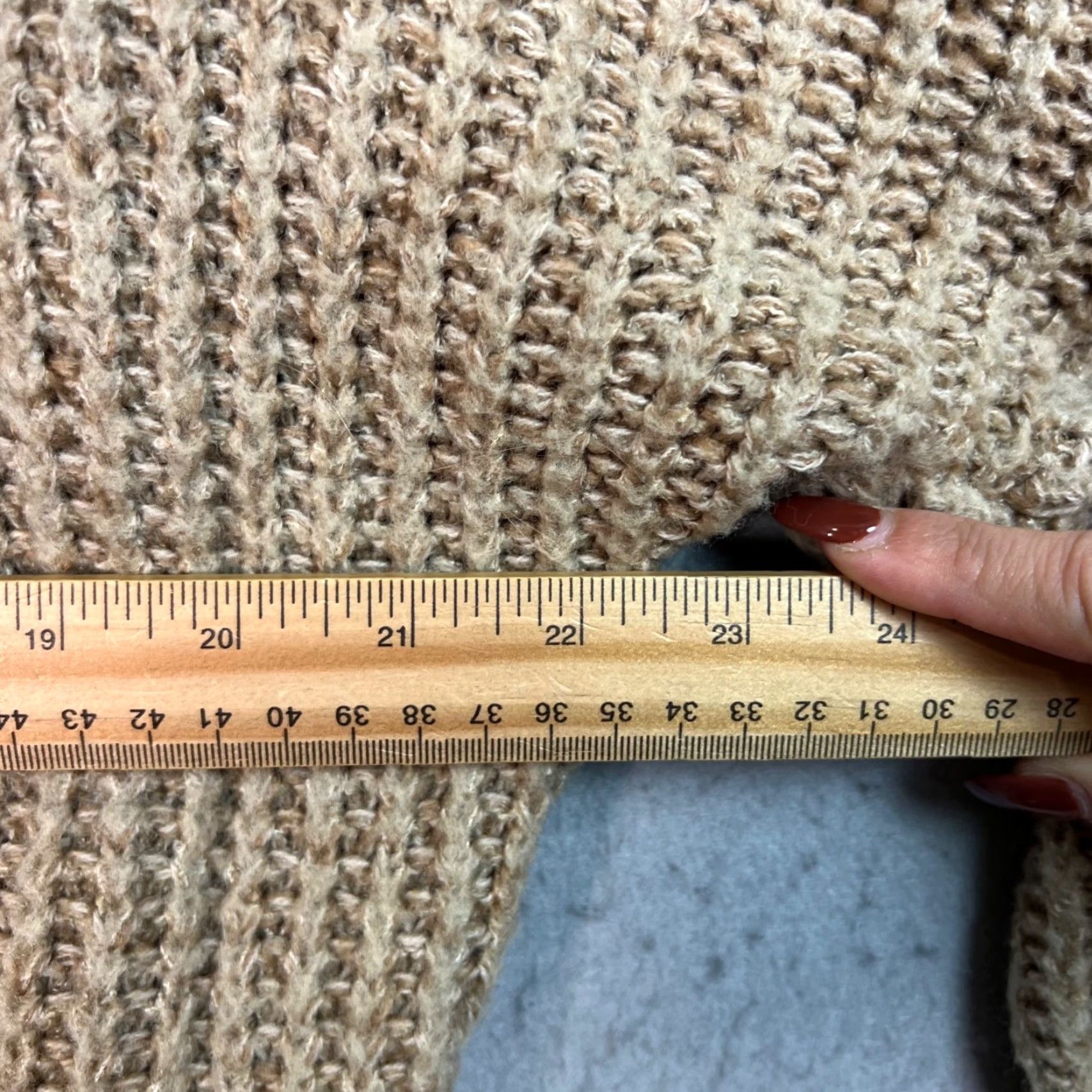 Nasty Gal Nasty Gal Cardigan Beige Open-Front Knit with Pockets Womens S/M Adult Womens S/M Cardigan Casual Knit Pullover Open-Front Pocket Fabric Knit Size S / US 4 / IT 40 - 5 Thumbnail