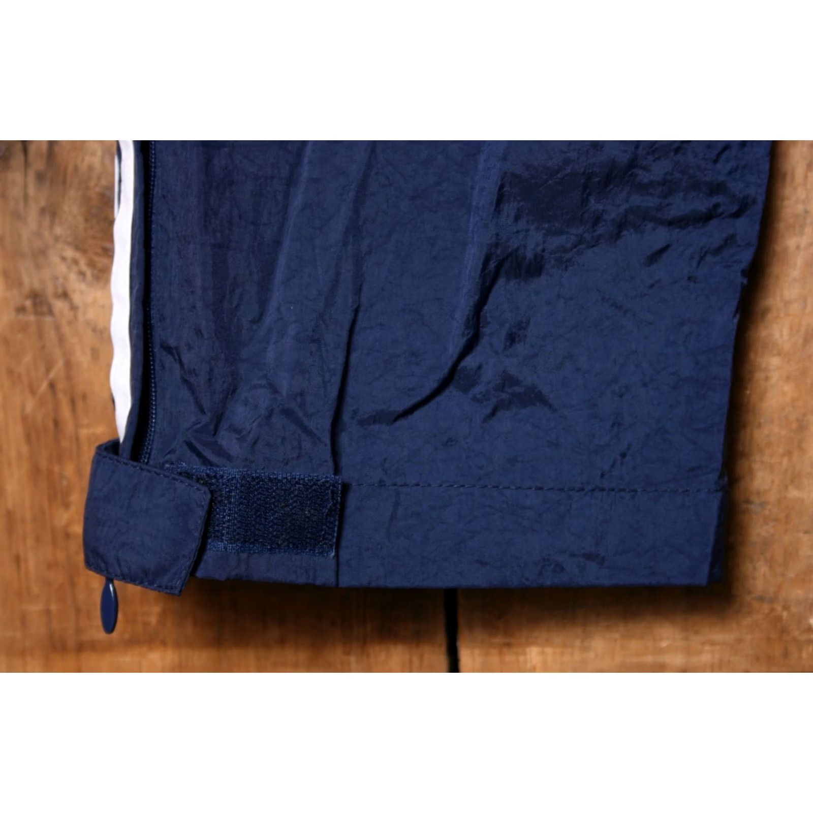 Adidas VINTAGE adidas Navy Blue & White Striped Windbreaker Track Pants Sz. M Mens Pants Blue Nike? Size US 31 - 7 Thumbnail