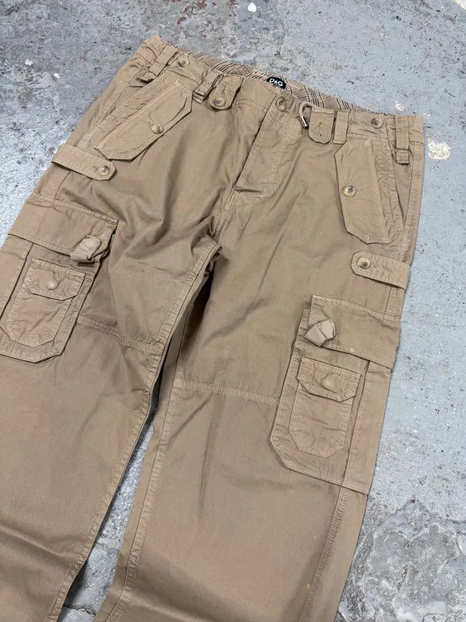 Dolce & Gabbana 2000s Dolce & Gabbana Technical Beige Cargo Pants Size US 37 - 6 Thumbnail