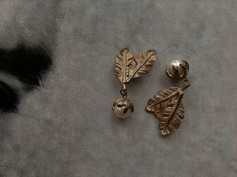 Kenzo KENZO Silver leaf pearl pendant ear clip Size ONE SIZE - 1 Thumbnail