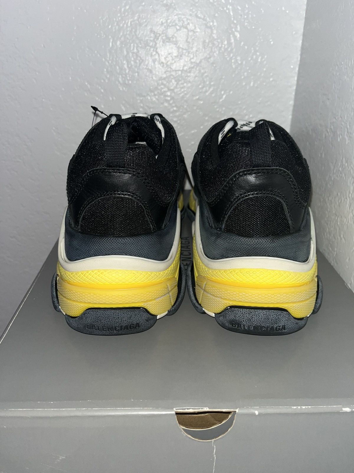 Balenciaga × Designer Balenciaga Triple S Predistressed 2018 (Real Leather) Size US 8 / IT 38 - 13 Thumbnail