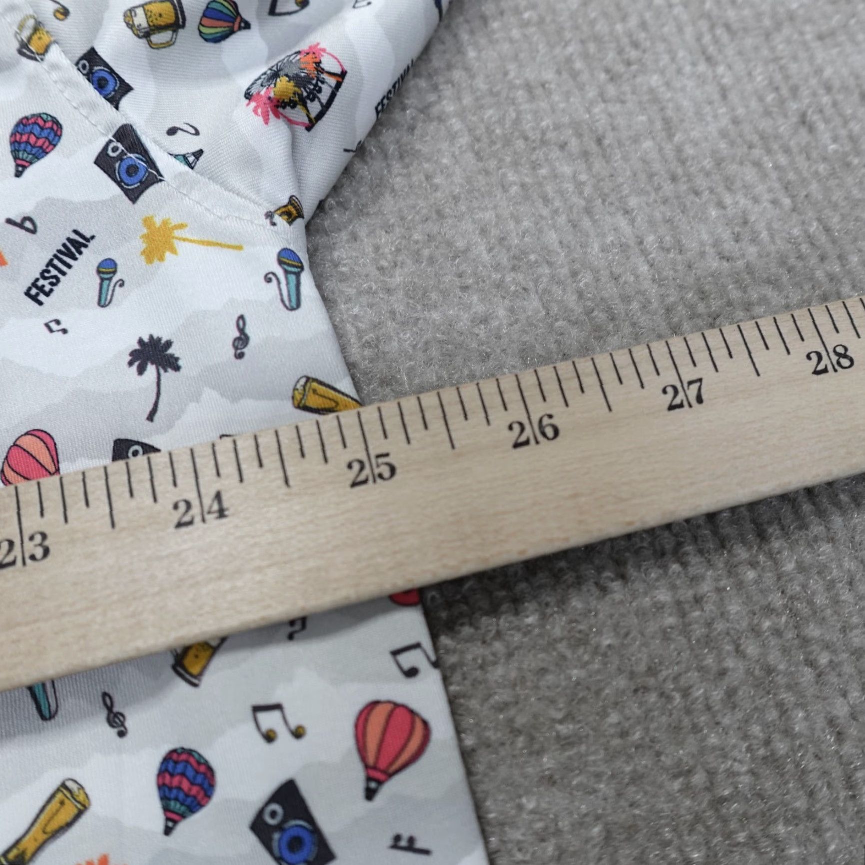 Vintage 1764 Golf Polo XL White All Over Print Festival Guitar Performance Polo Men Short Sleeve Collared Button Size US XL / EU 56 / 4 - 7 Thumbnail