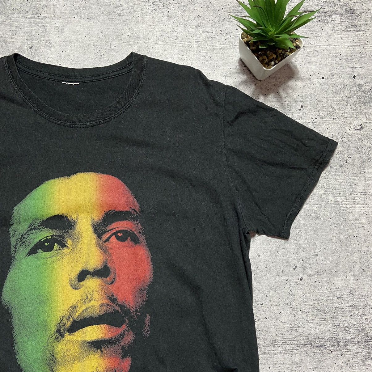 Bob Marley × Vintage 📌 Vintage Bob Marley Y2K Cannabis T-Shirt Size US L / EU 52-54 / 3 - 4 Thumbnail