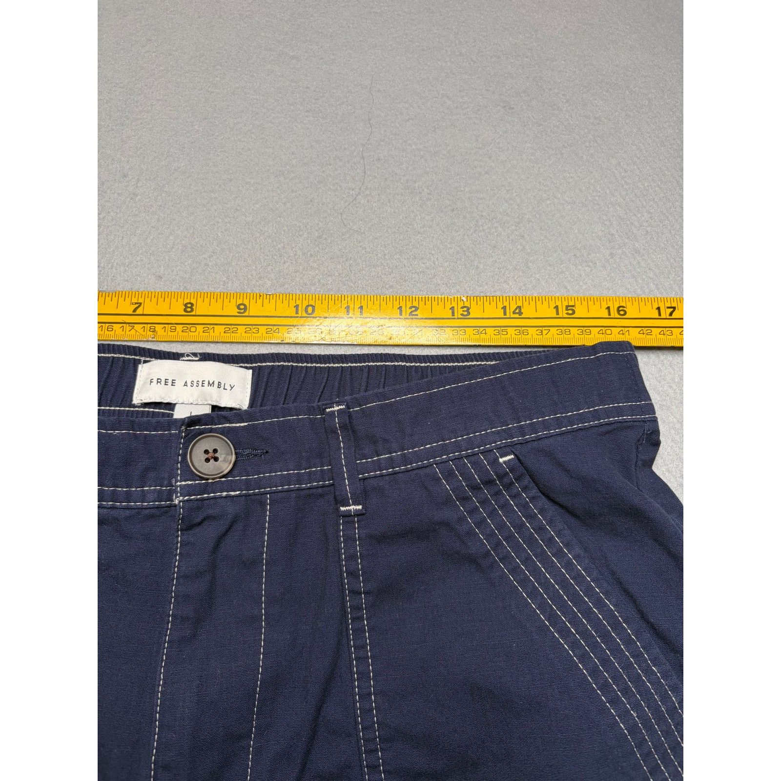 Other Free Assembly Women’s Navy Wide Leg Cargo Pants Contrast L Size 26" / US 2 / IT 38 - 6 Thumbnail