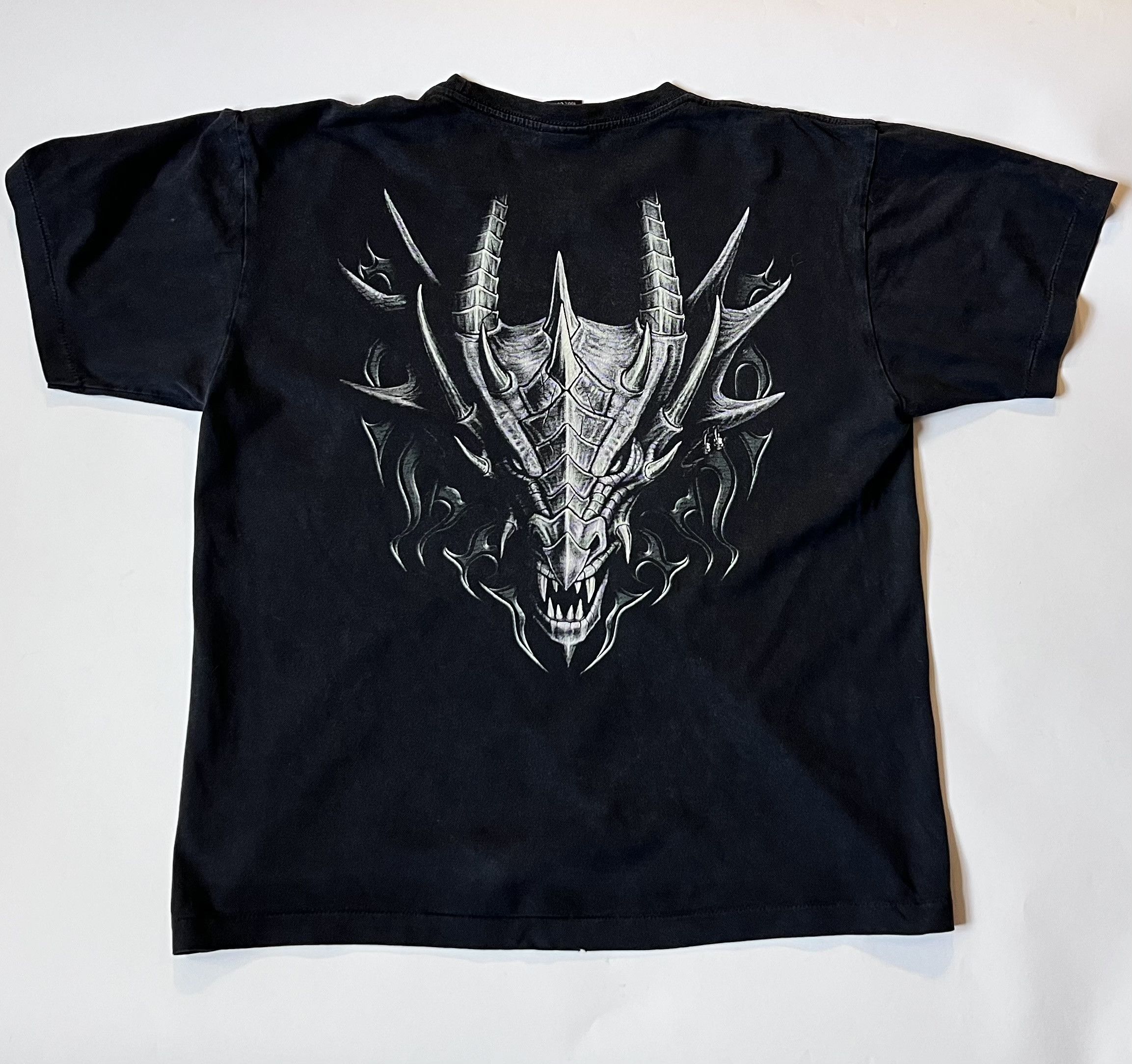 Vintage Vintage 90s Wild Dragon T-Shirt Single Stitch Double Sided Size US L / EU 52-54 / 3 - 2 Thumbnail