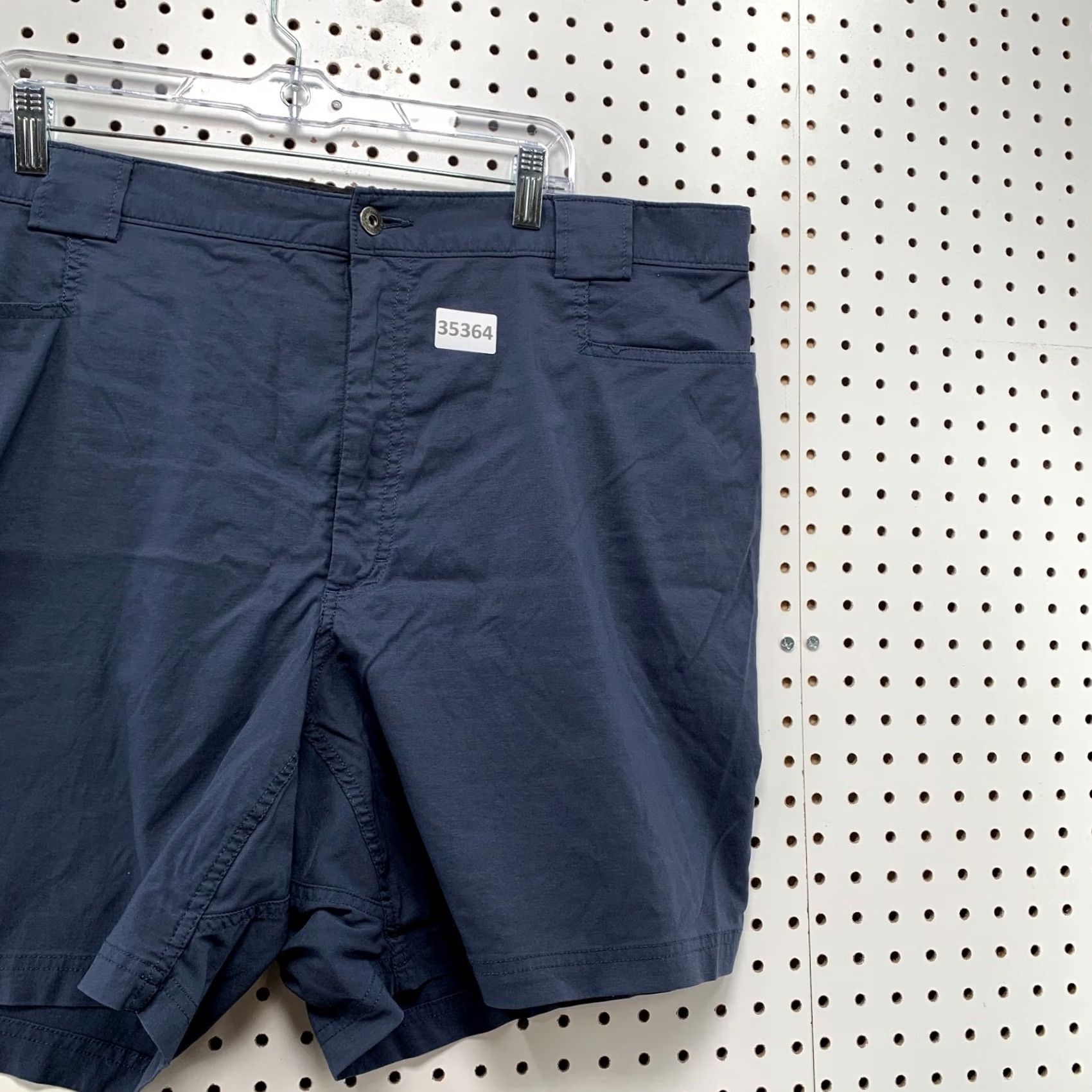 Vintage Duluth Cargo Shorts Mens 3XL Fits 44x8 Nylon SPandex Blend Stretch Preppy Cargo Shorts Mens 3XL Blue Nylon SPandex Preppy Duluth Size US 39 - 3 Thumbnail