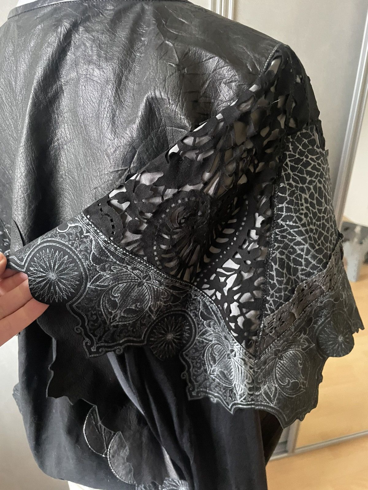 Roberto Cavalli ROBERTO CAVALLI LEATHER AND SUÈDE JACKET Size M / US 6-8 / IT 42-44 - 5 Thumbnail