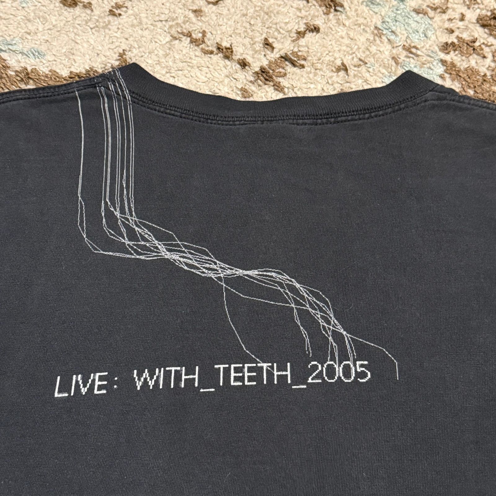 Band Tees × Delta × Vintage Vintage 2005 Nine Inch Nails Live With Teeth Shirt XL NIN Size US XL / EU 56 / 4 - 4 Thumbnail