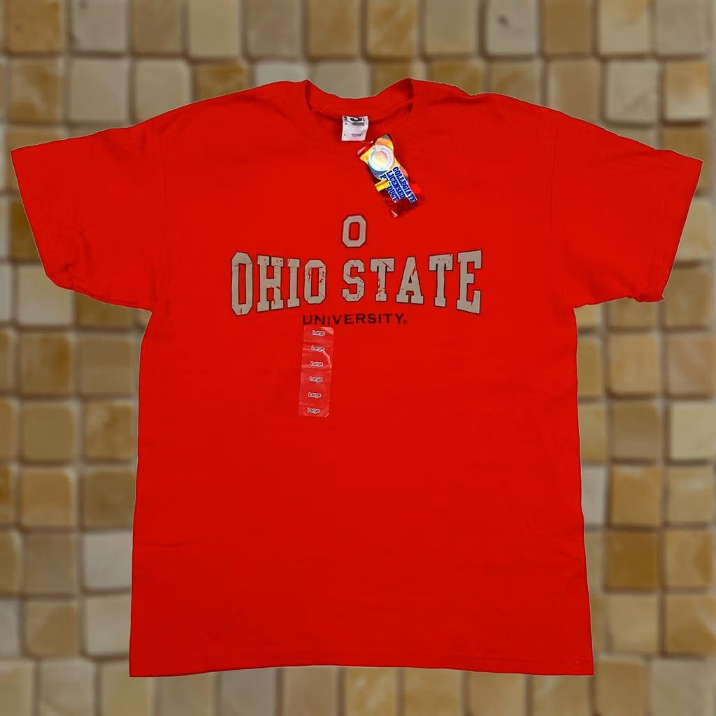 Vintage VINTAGE Ohio State University Buckeyes Red College T Shirt Football Mens L XS? Size US L / EU 52-54 / 3 - 1 Thumbnail
