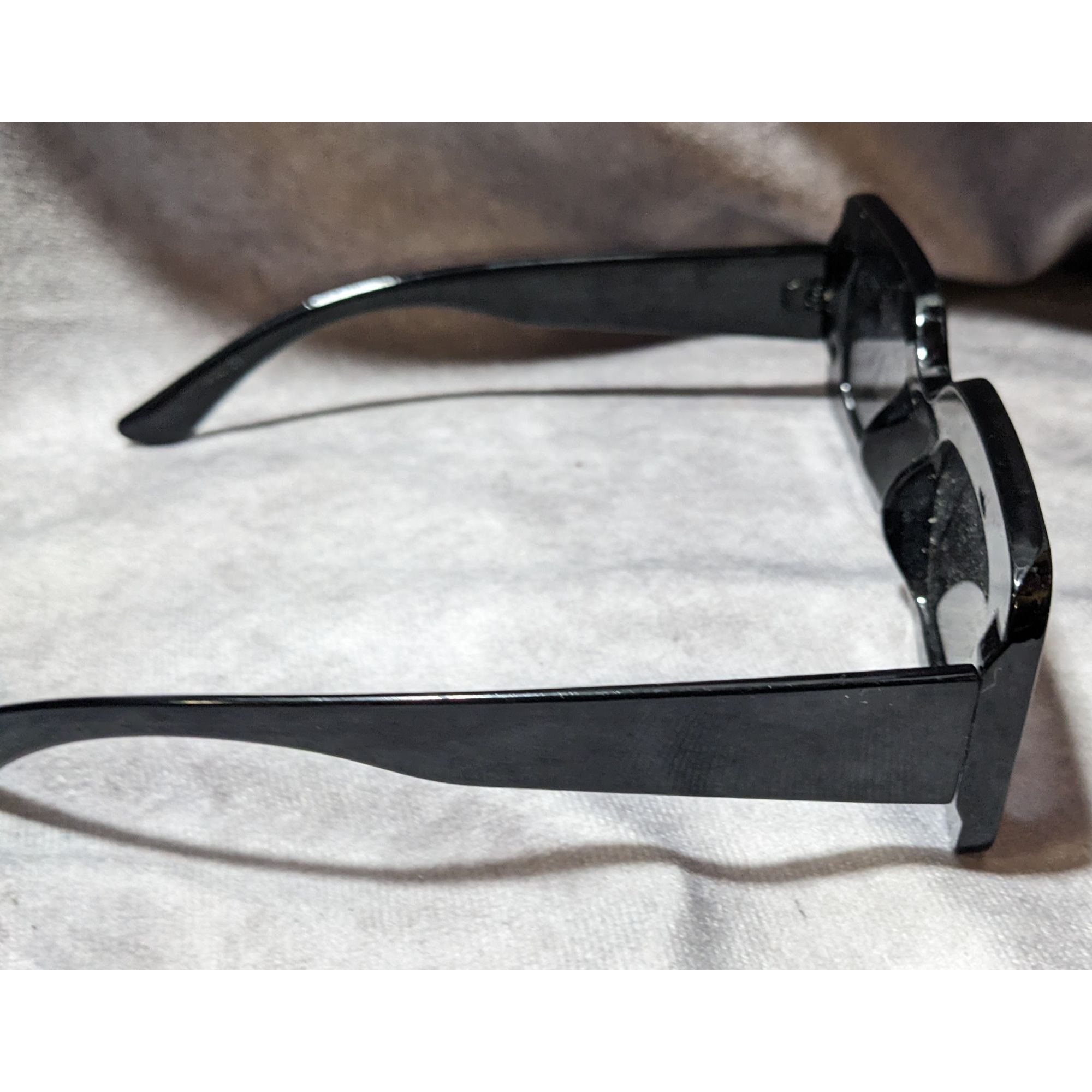 Free People Free People Retro Mod Black Rectangular Sunglasses Size ONE SIZE - 2 Thumbnail