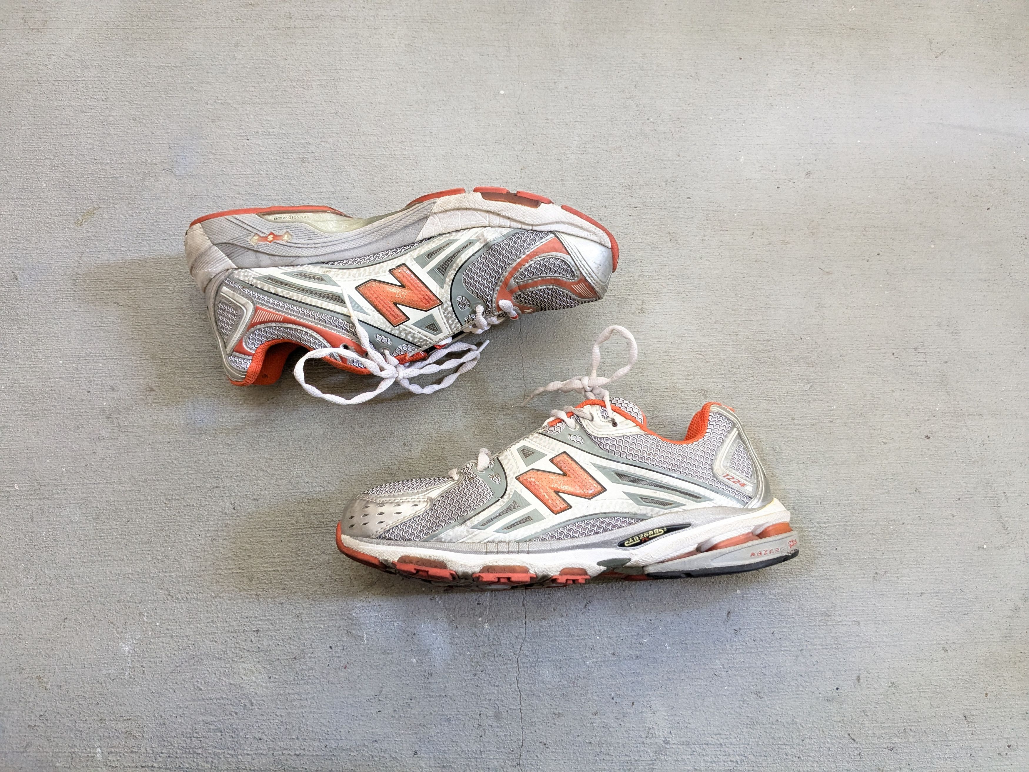 New Balance New Balance MT1224 Silver Orange 10.5 Size US 10.5 / EU 43-44 - 1 Thumbnail