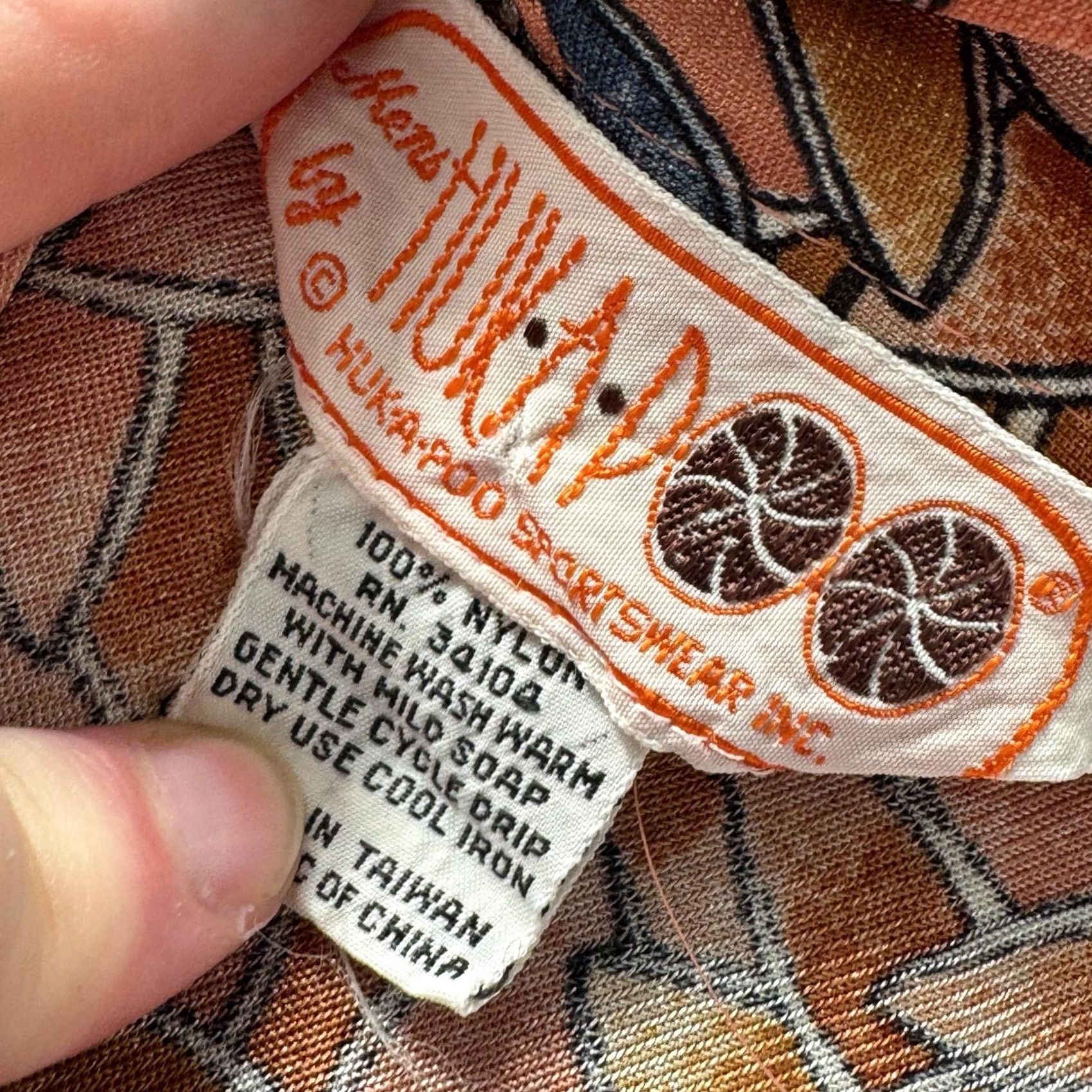 Vintage VINTAGE Hukapoo Shirt Mens M Orange Floral Nylon Disco Button Up 70s Taiwan Size US M / EU 48-50 / 2 - 6 Thumbnail