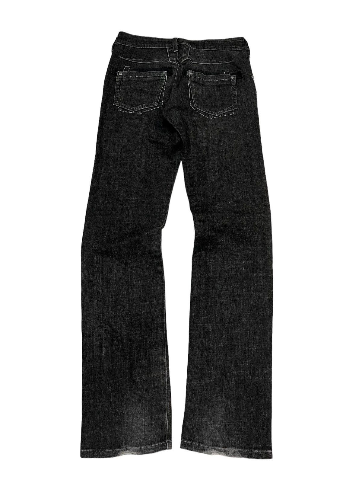 Marithe Francois Girbaud 多重 zip denim Girbaud Release 4: NOW LIVE. LINK IN BIO. Featured Item