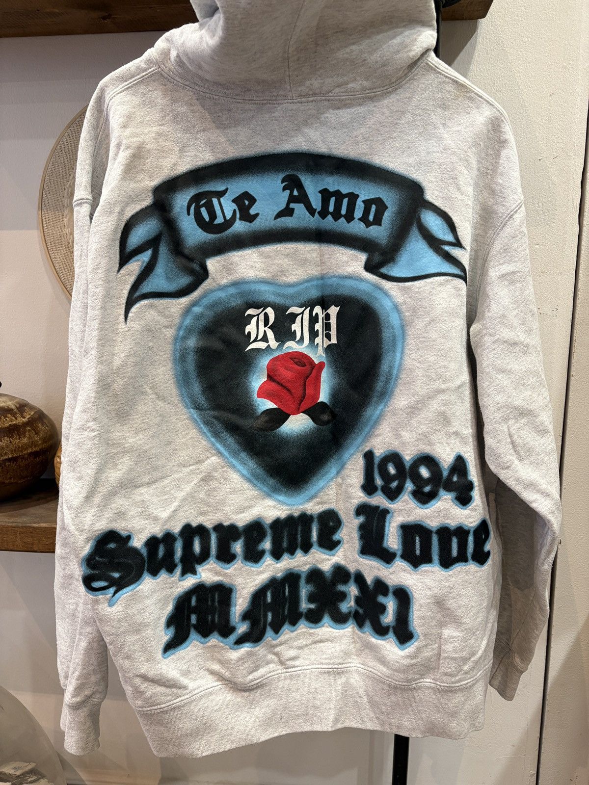 Supreme Supreme love hoodie 2021 heather grey size L made in canada Size US L / EU 52-54 / 3 - 3 Thumbnail