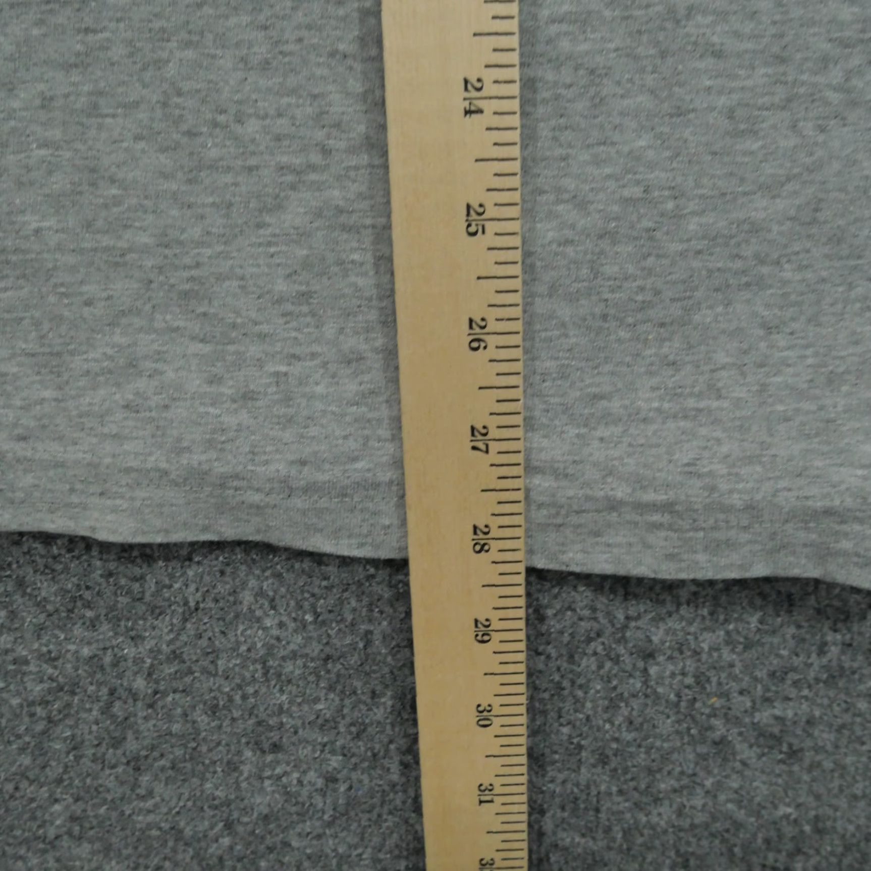 Spell VINTAGE Las Vegas T Shirt Adult XL Grey Yellow Ringer Spell Out Tourist Mens Y2K Size US XL / EU 56 / 4 - 8 Thumbnail