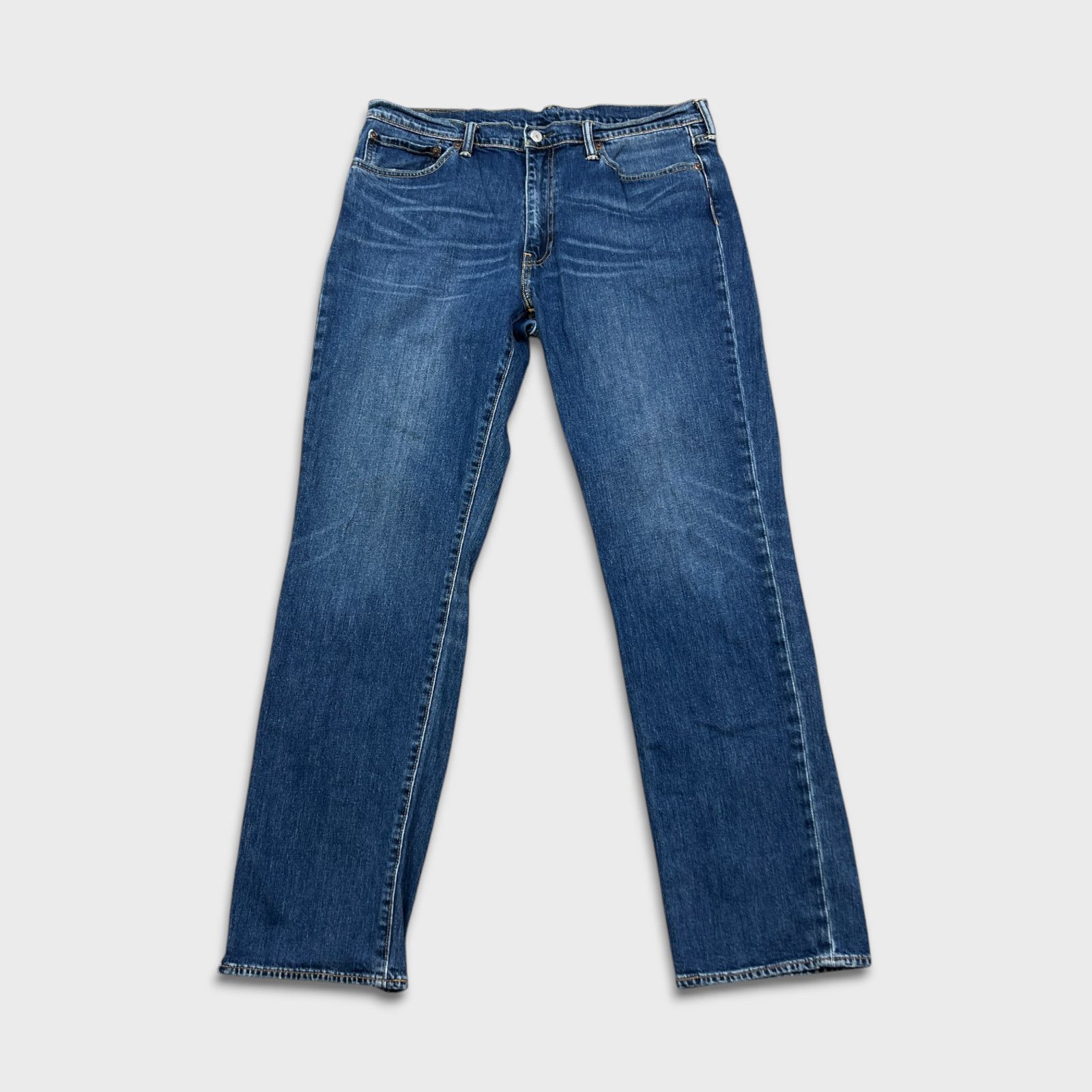 Levi's × Vintage Levi's 541 Jeans 36x34 Athletic Taper American Denim Pants Size US 36 / EU 52 - 1 Thumbnail