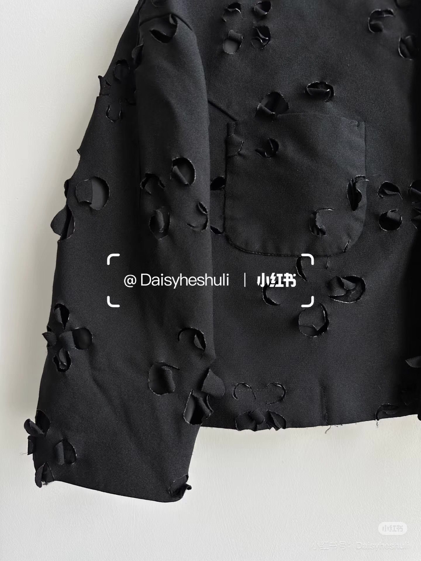 Comme des Garcons Comme des Garçons Comcom Petal Hollow-out Cropped Jacket。Ｑ24 Size XS / US 0-2 / IT 36-38 - 5 Thumbnail