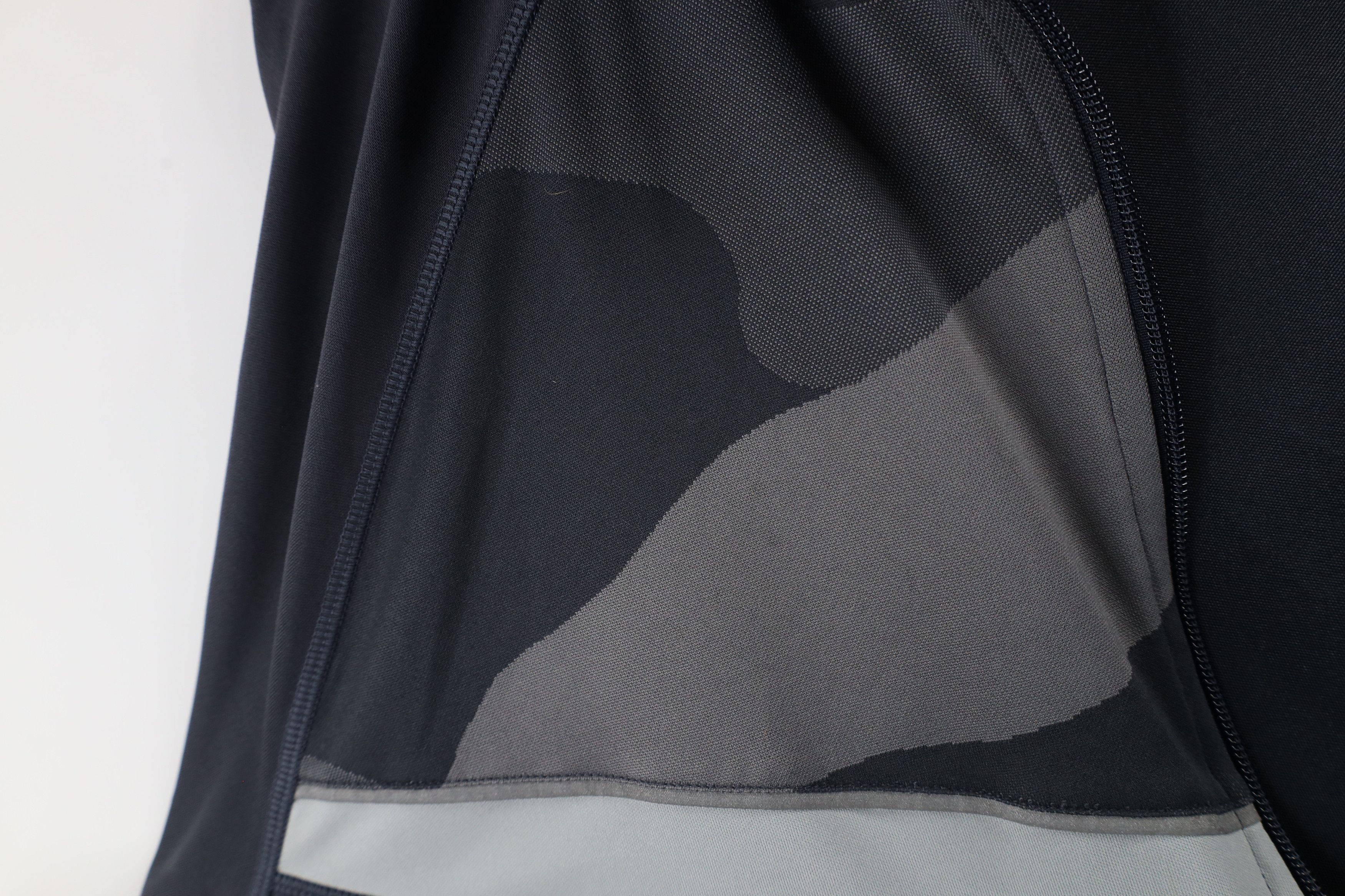 Nike × Vintage Vintage Nike Pre Lives Camouflage Track Jacket Gray Size US XXL / EU 58 / 5 - 8 Thumbnail