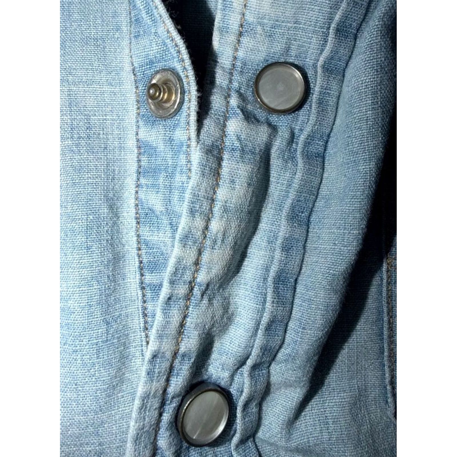 Ralph Lauren RRL RALPH LAUREN DENIM WESTERN SHIRT CONCHO BUTTON MEN Light Blue Size S Used Regular Fit Long Sleeve Cotton Button-Up Shirt Men Size US S / EU 44-46 / 1 - 5 Thumbnail
