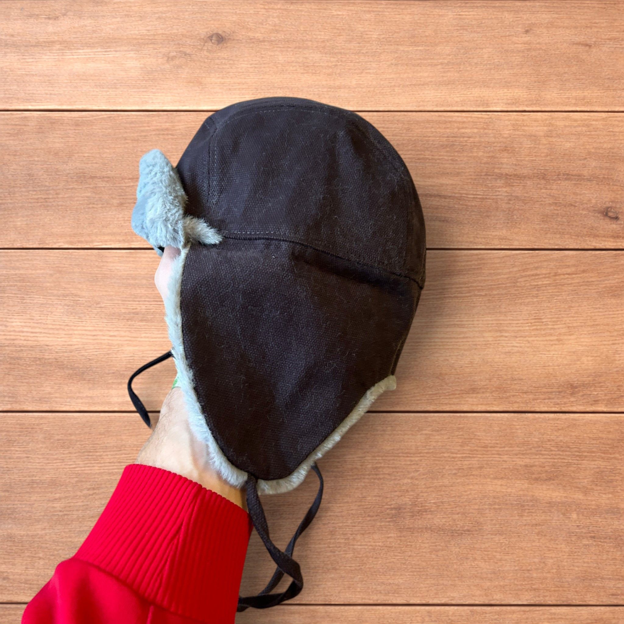 Japanese Brand Russian trapper ear flap winter hat in grey colour way. Size ONE SIZE - 3 Thumbnail