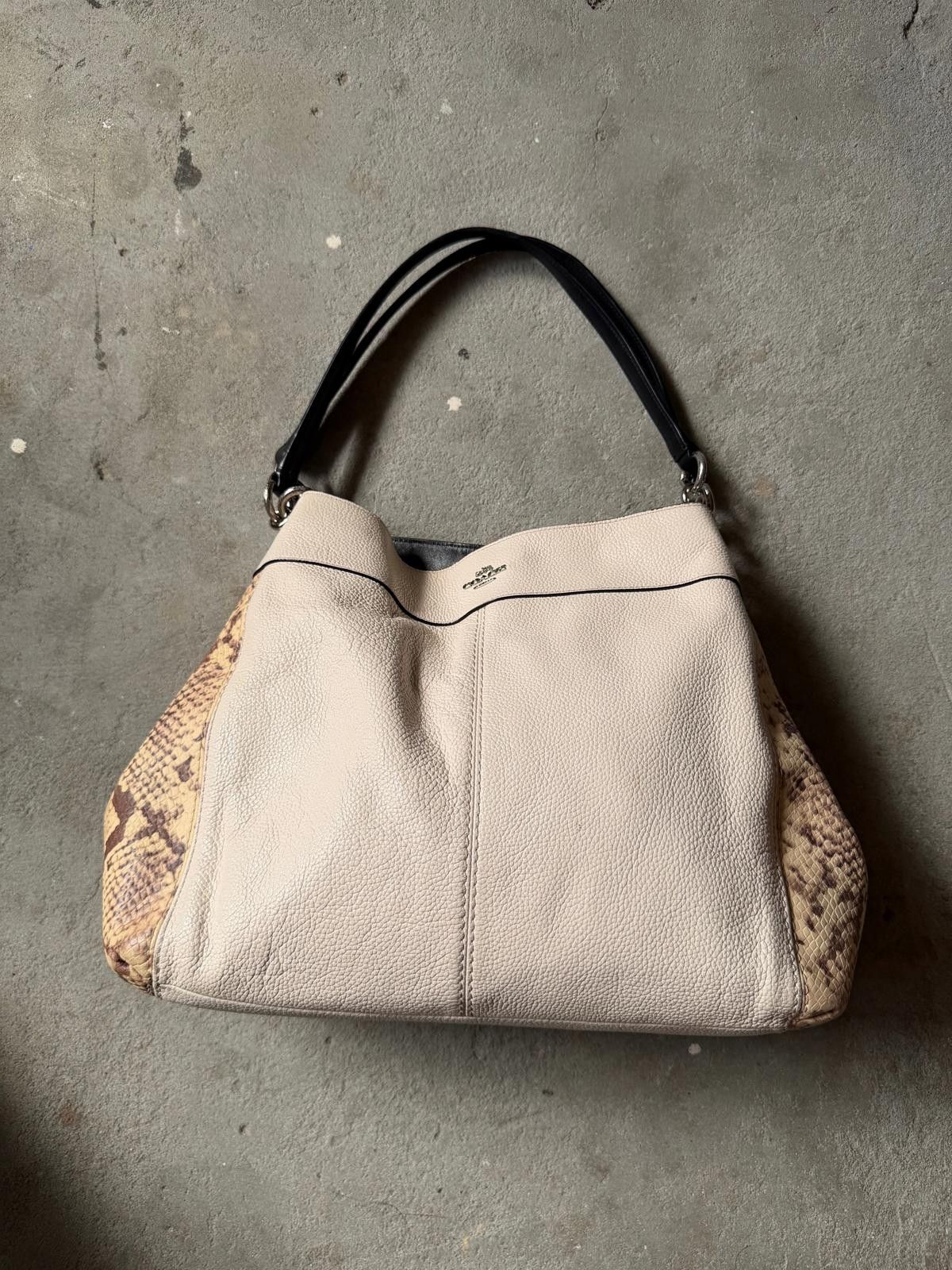 Coach Coach Lexy Snakeskin Embossed Shoulder Bag Ivory Size ONE SIZE - 1 Thumbnail