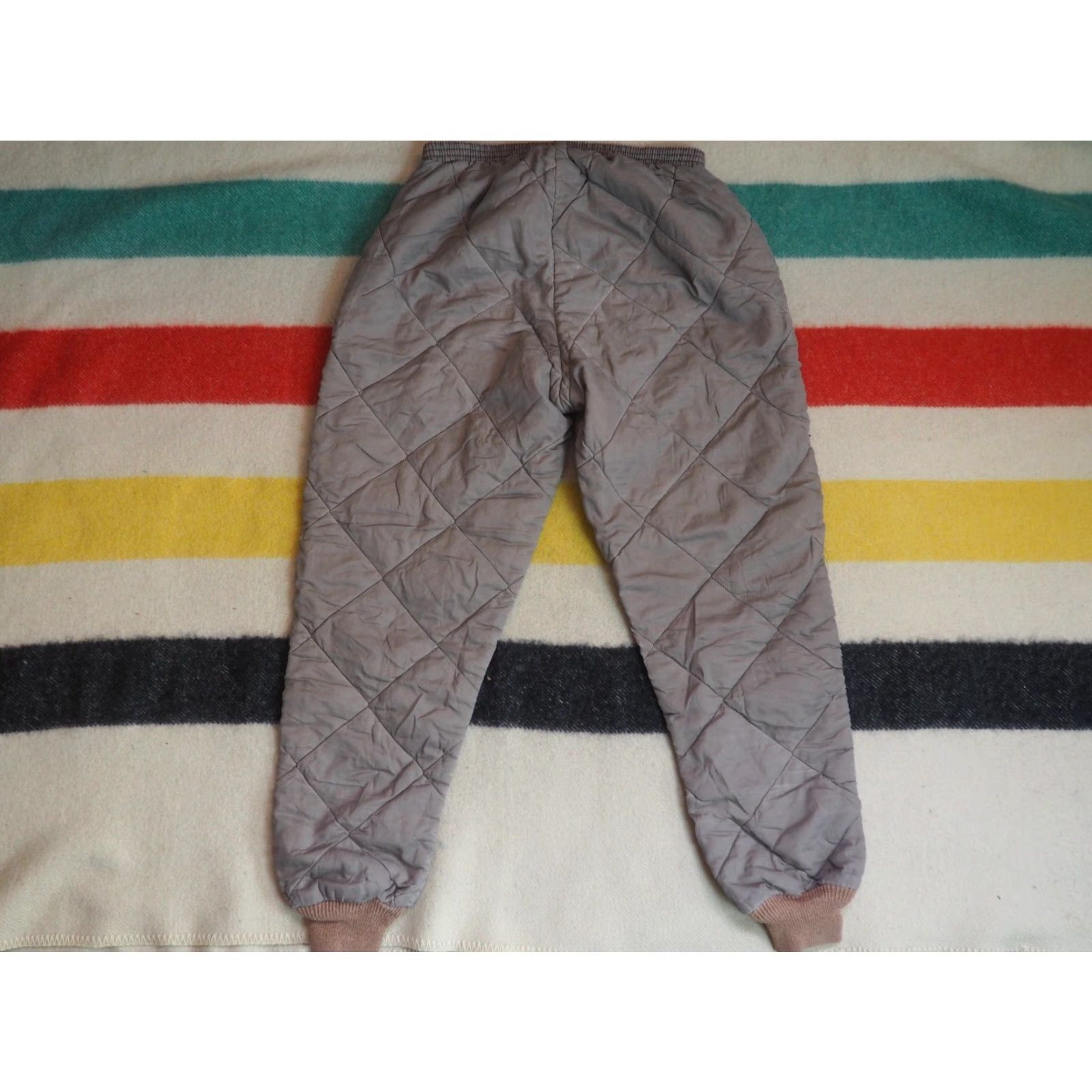 Vintage VTG 50s Beige Quilted Outdoor Camp Snap Poly Winter 28x27 Pants Womens S Size 28" / US 6 / IT 42 - 2 Thumbnail