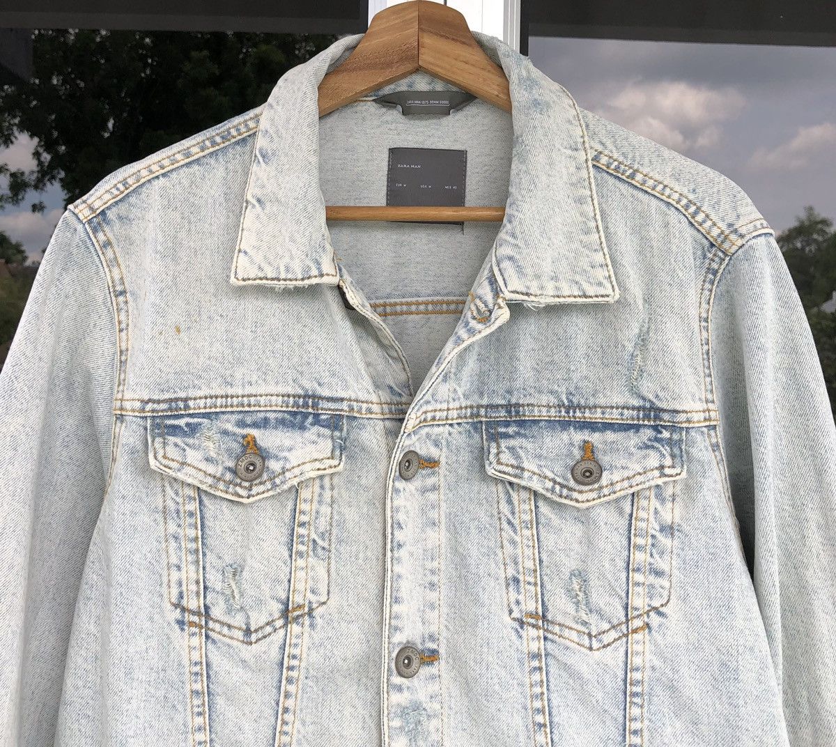 Zara Zara Mens Light Blue Studs Stones Skull Faded Wash Jacket Size US M / EU 48-50 / 2 - 7 Thumbnail